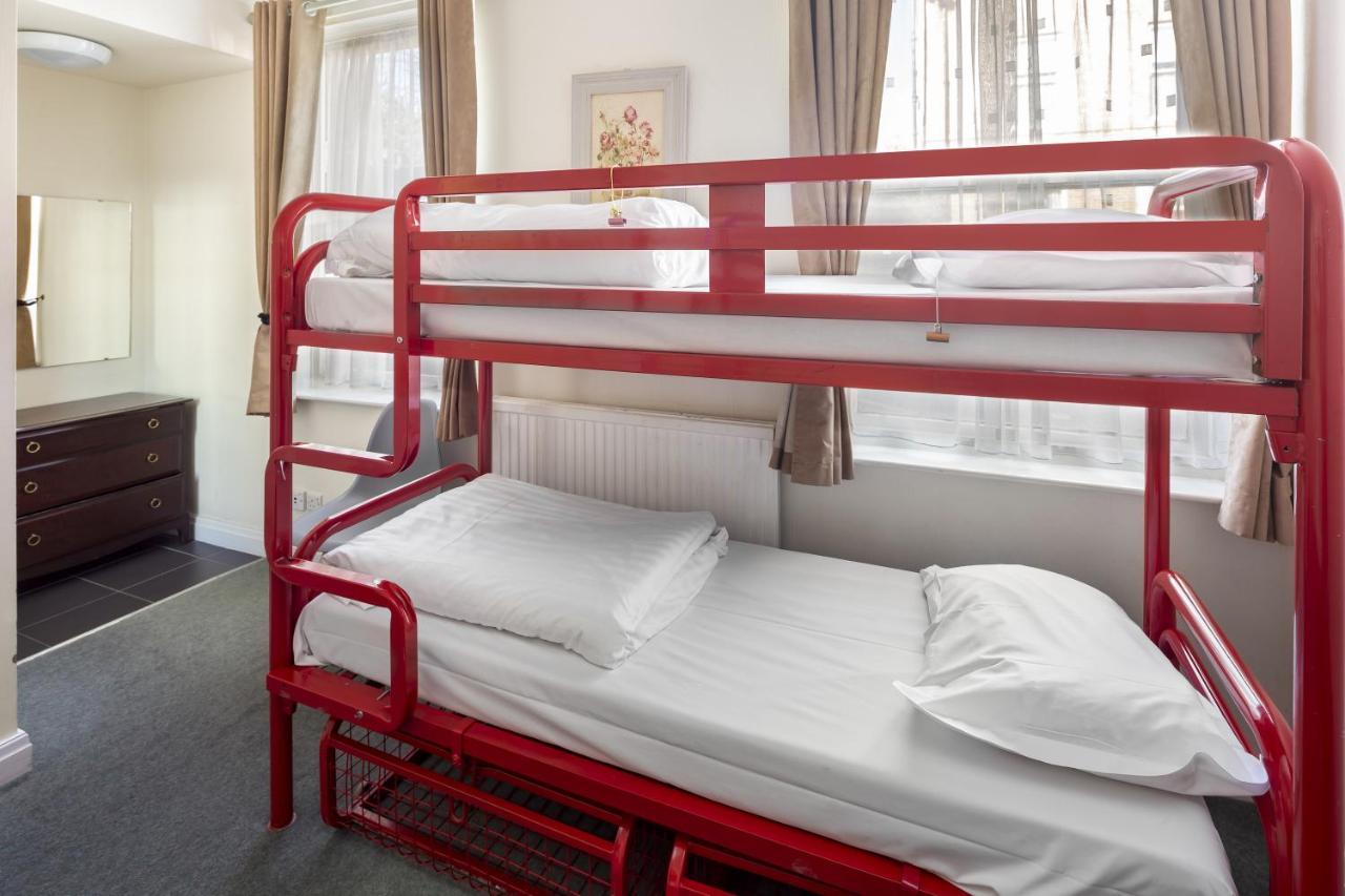 Astor York Hostel Room photo